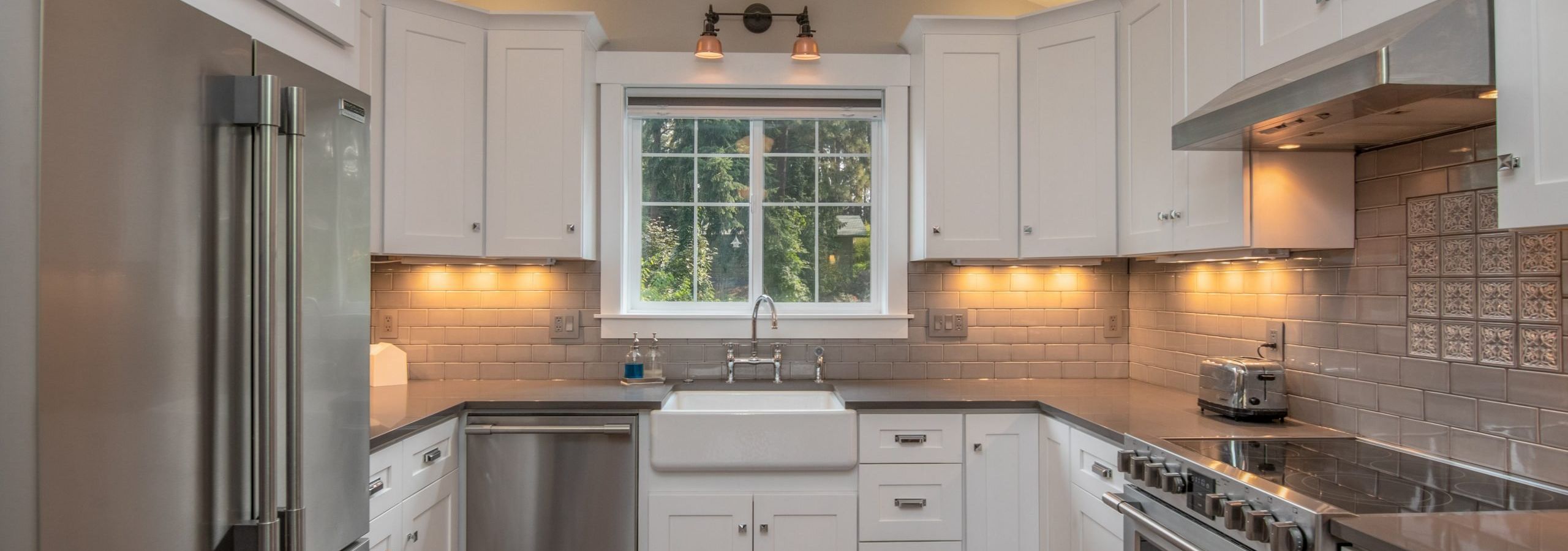 kitchen picture